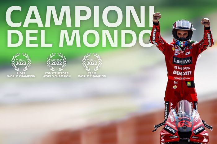 Keberhasilan Francesco Bagnaia mengunci gelar juara dunia MotoGP 2022 membuat Ducati meraih Triple Crown musim ini