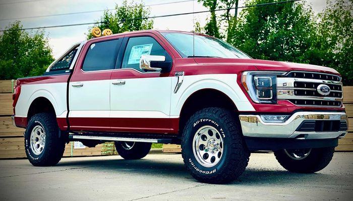 Modifikasi Ford F-150 bertampang klasik garapan Beechmont Ford