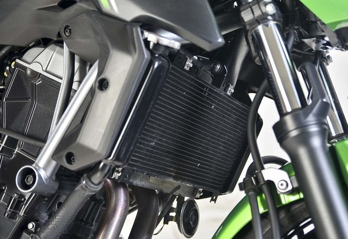 Manajemen panas baik, kaki jadi nyaman kendati macet-macetan