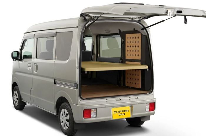 penampakan campervan mini dari Nissan