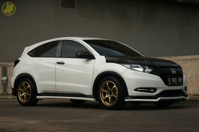 Honda HR-V ala JDM style