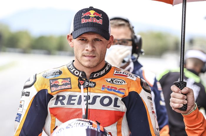 Stefan Bradl kembali balapan di MotoGP guna menggantikan Marc Marquez yang cedera menjelang MotoGP Algarve 2021. 