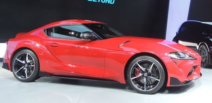 Warna merah Toyota GR Supra