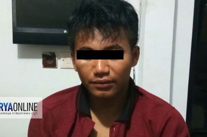 Nyawa maling motor ini selamat setelah dikepung ratusan warga