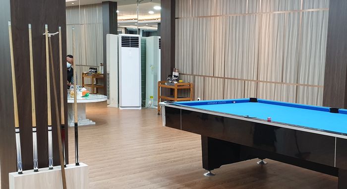 Beragam fasilitas penunjang pun dihadirkan di outlet V-KOOL PPF Balikpapan guna memberikan rasa nyaman.