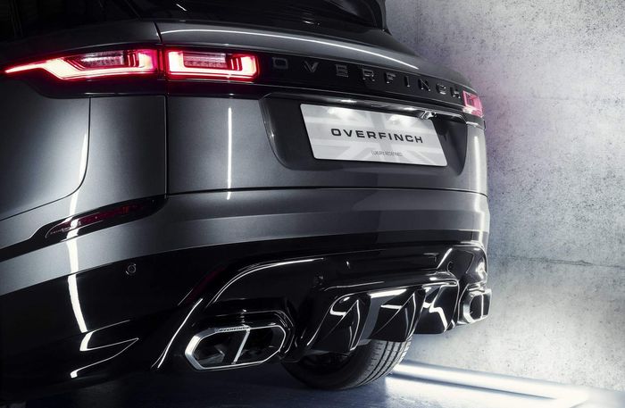 Diffuser belakang dibuat dari Technical Composite 