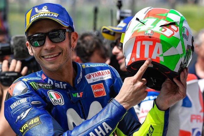 Valentino Rossi dan motif helm spesial di MotoGP Italia di trek Mugello.