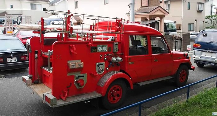 Land Cruiser ini juga dilengkapi dengan lapisan anti peluru.