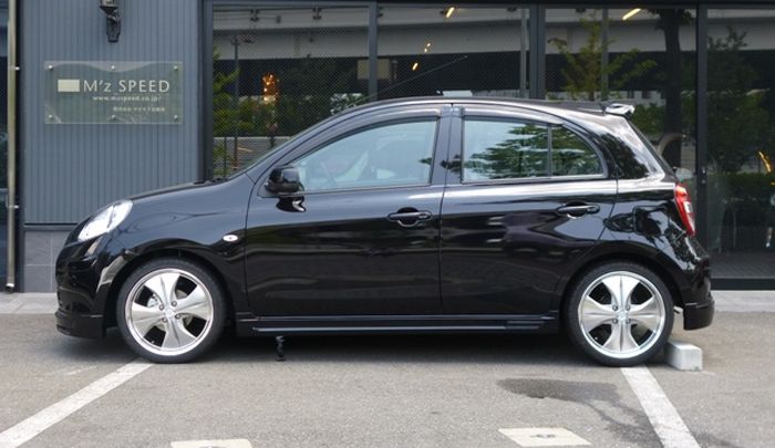 Modifikasi simpel Nissan March hasil garapan M'z Speed