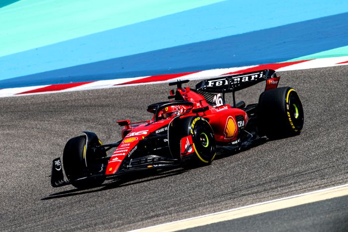 Penampilan Charles Leclerc di hari terakhir tes F1 2023 Bahrain, tim Ferrari total melaju sebanyak 417 lap selama tiga hari tes