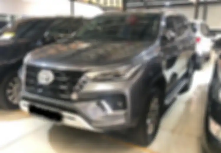 SUV Diesel Idaman, Harga Fortuner VRZ Non GR Sport 2022 Bekas Kian Terjangkau