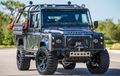 Land Rover Defender Pakai Mesin Muscle Car Amerika, Biaya Modifnya Sampai Rp 3,5 Miliar Sob!