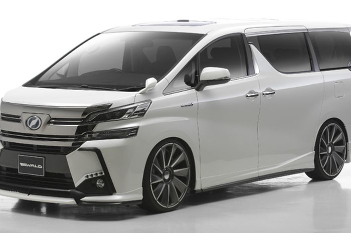 Toyota Vellfire pakai body kit dari Wald