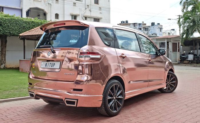 Suzuki Ertiga pakai body wraping rose gold