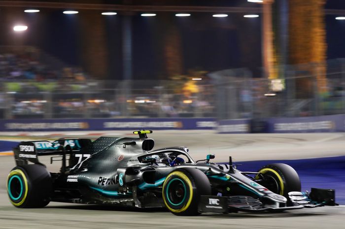 Mendapat Team Order untuk melambat supaya Hamilton berada di depan di F1 Singapura, Begini Tanggapan Valtteri Bottas
