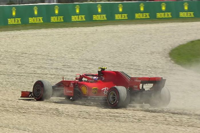 Kimi Raikkonen keluar trek di FP2 GP F1 Spanyol