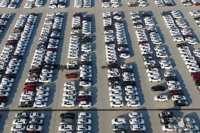 Tren jual mobil bekas nol kilometer sedang heboh di China