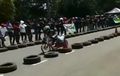 Video Pesilat Hanifan Yudani Kusumah Balap Dragbike di Bandung