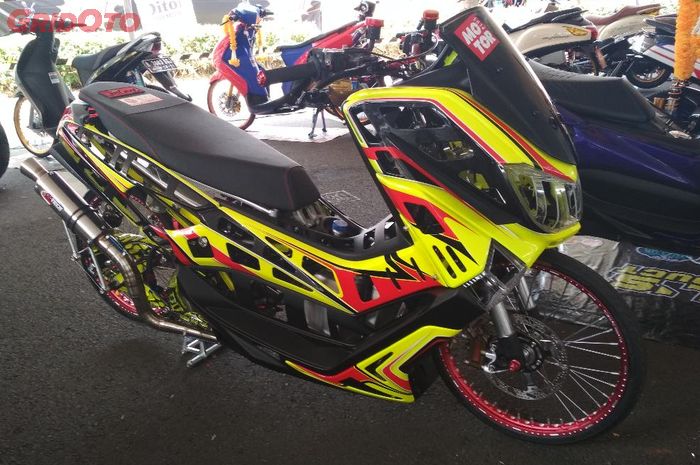 Yamaha NMAX Besutan Ai-Tech Bergaya Racing Look