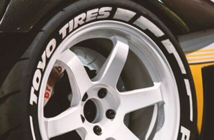 Ban white letter juga bisa dibersihkan dengan cara yang sama.