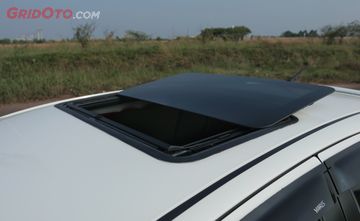 Toyota Yaris Lawas Tampil Sporty Di Luar Dengan Kabin Elegan Gridoto Com