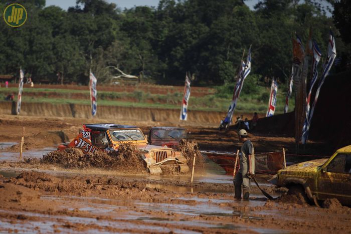 speed offroad mud bogger