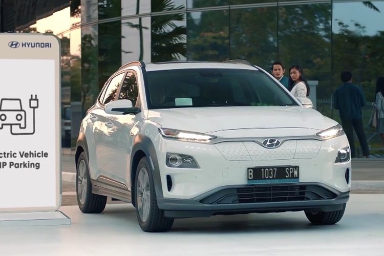 Mobil Listrik Hyundai IONIQ dan KONA Electric Resmi Diluncurkan