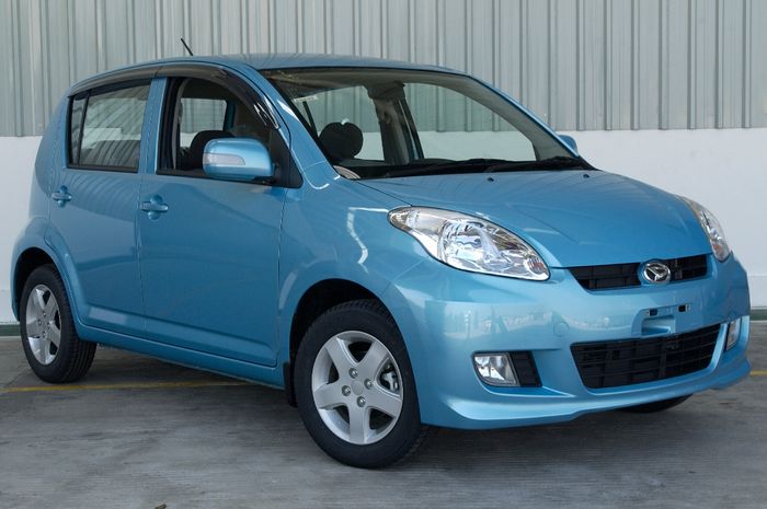 Cocok jadi Mobil Pertama, Harga Daihatsu Sirion 2010 Bekas Dijual Segini