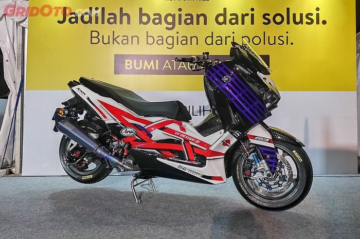 Yamaha XMAX Connected 'Jagur' yang dimodifikasi Thailand Style