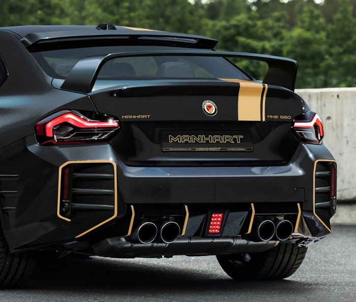 Modifikasi BMW M2 baru tampil agresif dengan pasokan body kit serat karbon