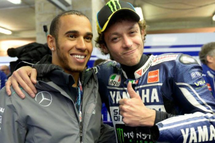 Lewis Hamilton dan Valentino Rossi