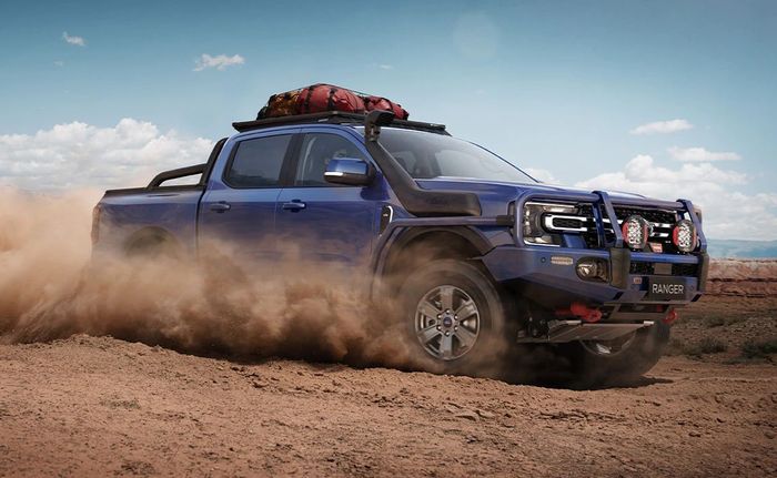 Modifikasi Ford Ranger terbaru berkelir biru dengan pasokan part off-road resmi