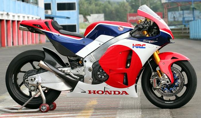 Honda RC213V-S