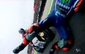 Tegang Sob, Valentino Rossi dan Zarco Senggolan, Vinales Jatuh Hampir Tertabrak
