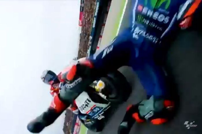 Maverick Vinales jatuh di MotoGP Assen 2017