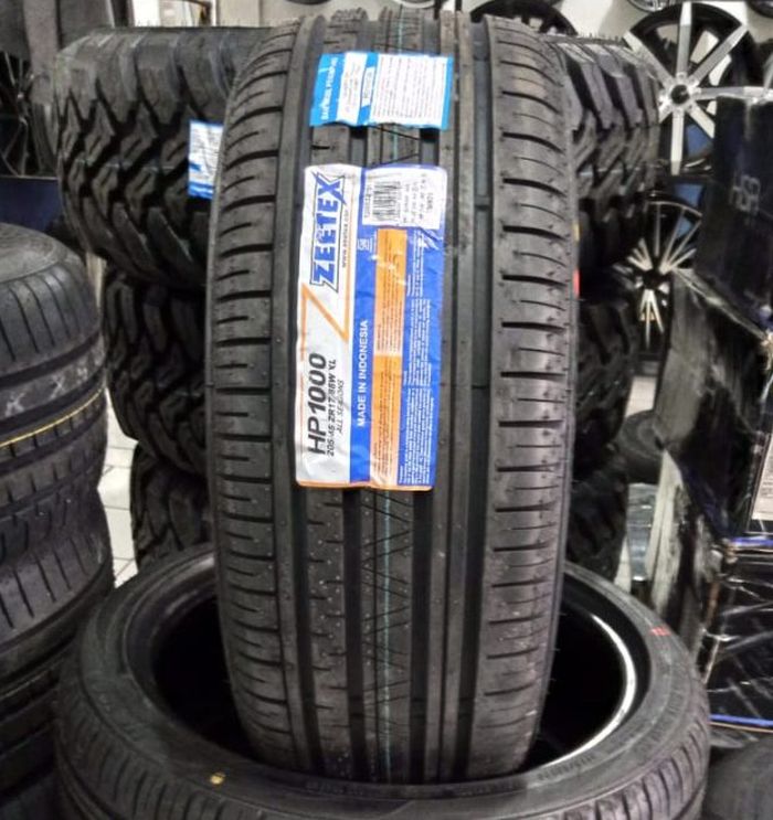 ILUSTRASI Ban lansiran Zeetex HP 1000