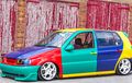 VW Polo Harlequin Tampil Warna-warni Bak Pelangi 
