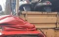 Kecelakaan Fatal Honda Brio Ditubruk dan Menancap di Kolong Truk, Ini Kronologinya