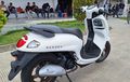 Console Box Honda Scoopy Baru Semakin Lega, Segini Kapasitasnya