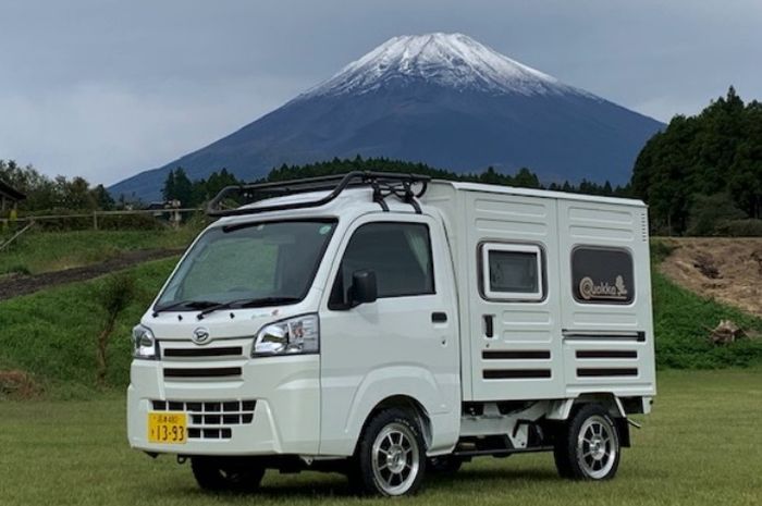 Modifikasi pikap kembaran Daihatsu Hi-Max jadi motorhome siap camping