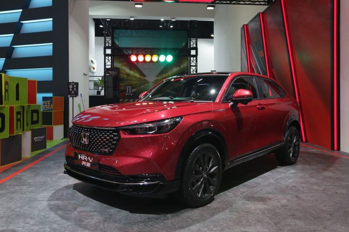 Per Februari 2025, harga Honda HR-V dijual mulai dari Rp 392,1 juta hingga Rp 551,4 juta OTR Jakarta.