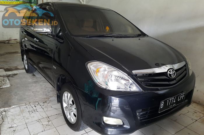 Kisaran harga Toyota Kijang Innova Diesel   seken tahun 2004 dan 2005.