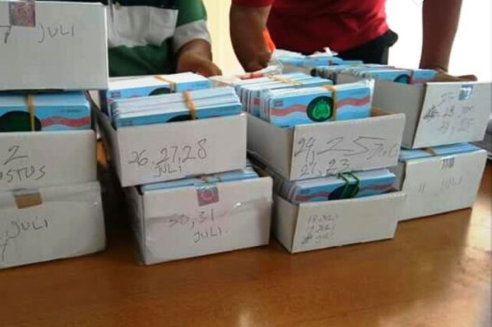 Ribuan kartu SIM untuk masyarakat Rembang