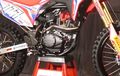 Simak Bareng Yuk! Benar Enggak Sih Honda CRF 150 Pakai Mesin Honda Verza 150?