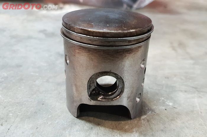 Tips Beli Motor Bekas, Segini Biaya Perbaikan Piston Dan Blok Silinder Yamaha F1Zr Baret - Gridoto.com