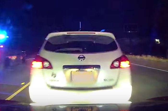 Detik-detik sebelum mobil otonom tabrakan