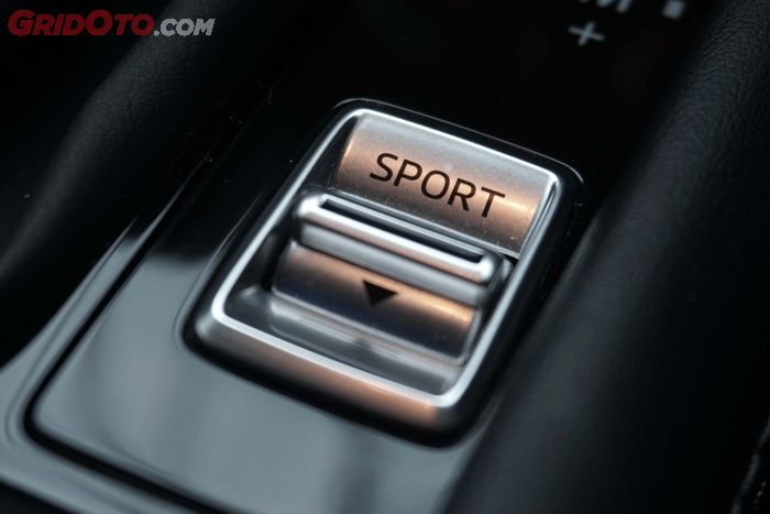 Mazda CX-3 memiliki tombol short cut untuk pergantian mode berkendara