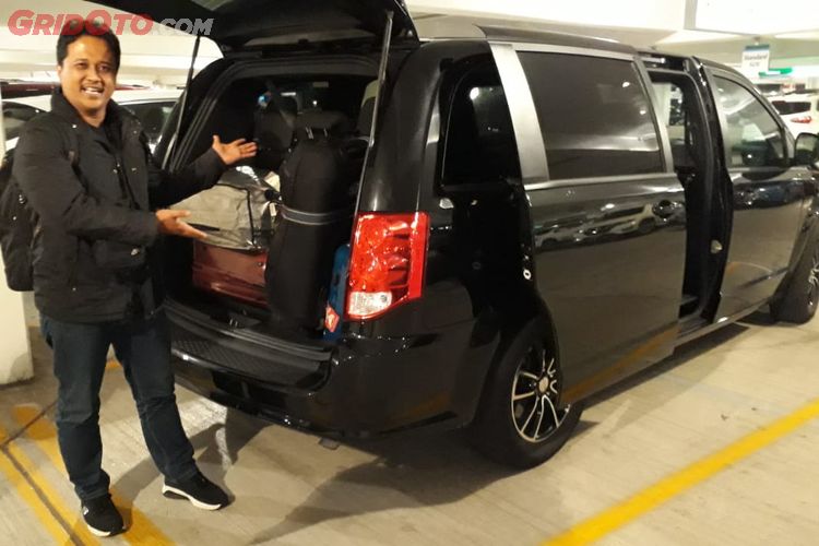 Jelajah Amerika 2018 Sewa Mobil Di Amerika Serikat Ternyata Gampang Banget Sob Gridoto Com