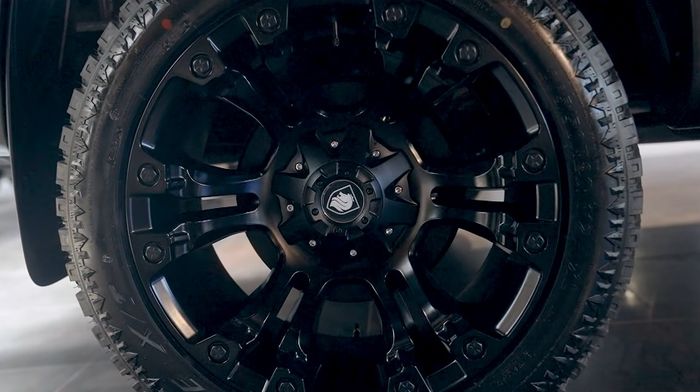 Modifikasi Ford Ranger ditopang pelek off-road ukuran 20 inci