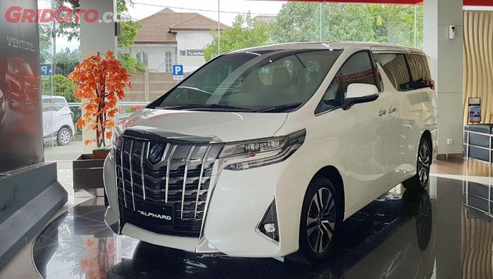 Ilustrasi Toyota Alphard 2018